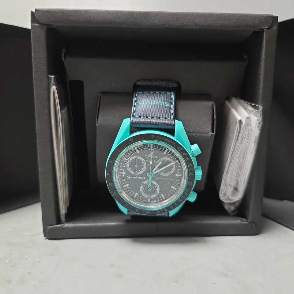 BOXED SWATCH X OMEGA MISSION ON EARTH POLAR LIGHTS WATCH
