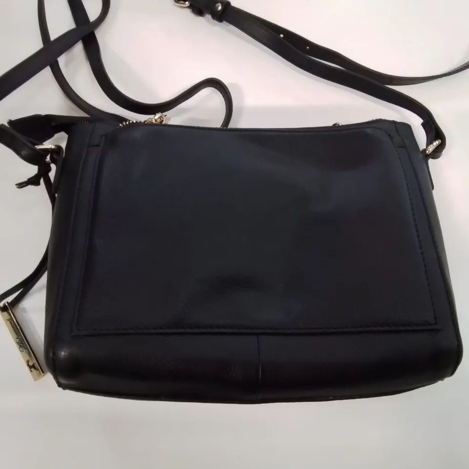 ASHWOOD GENUINE LEATHER HANDBAG IN BLACK