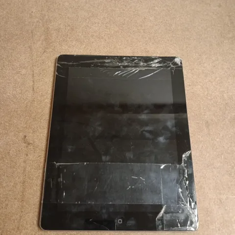 APPLE IPAD β SILVER - SCREEN DAMAGED