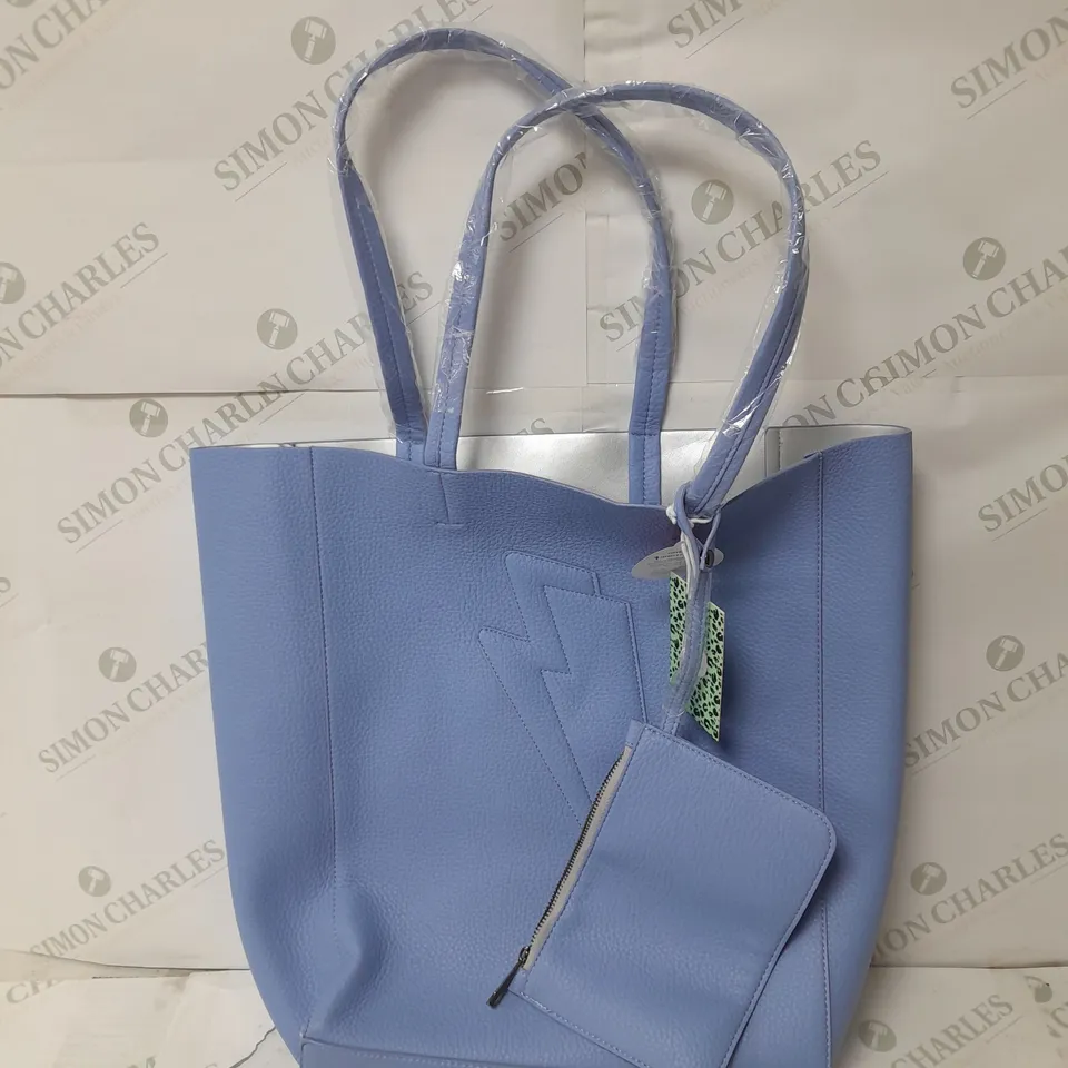 SCAMP&DUDE SUPERCHARGED TOTE PASTEL BLUE LIGHTENING BOLT DESIGN 100% POLYURETHANE SILVER INTERIOR WITH POUCH 