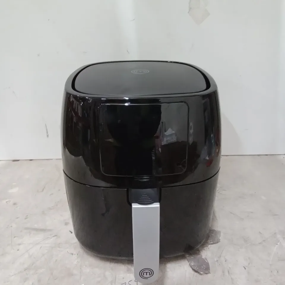 BOXED MASTERCHEF 4.5L DIGITAL AIR FRYER 