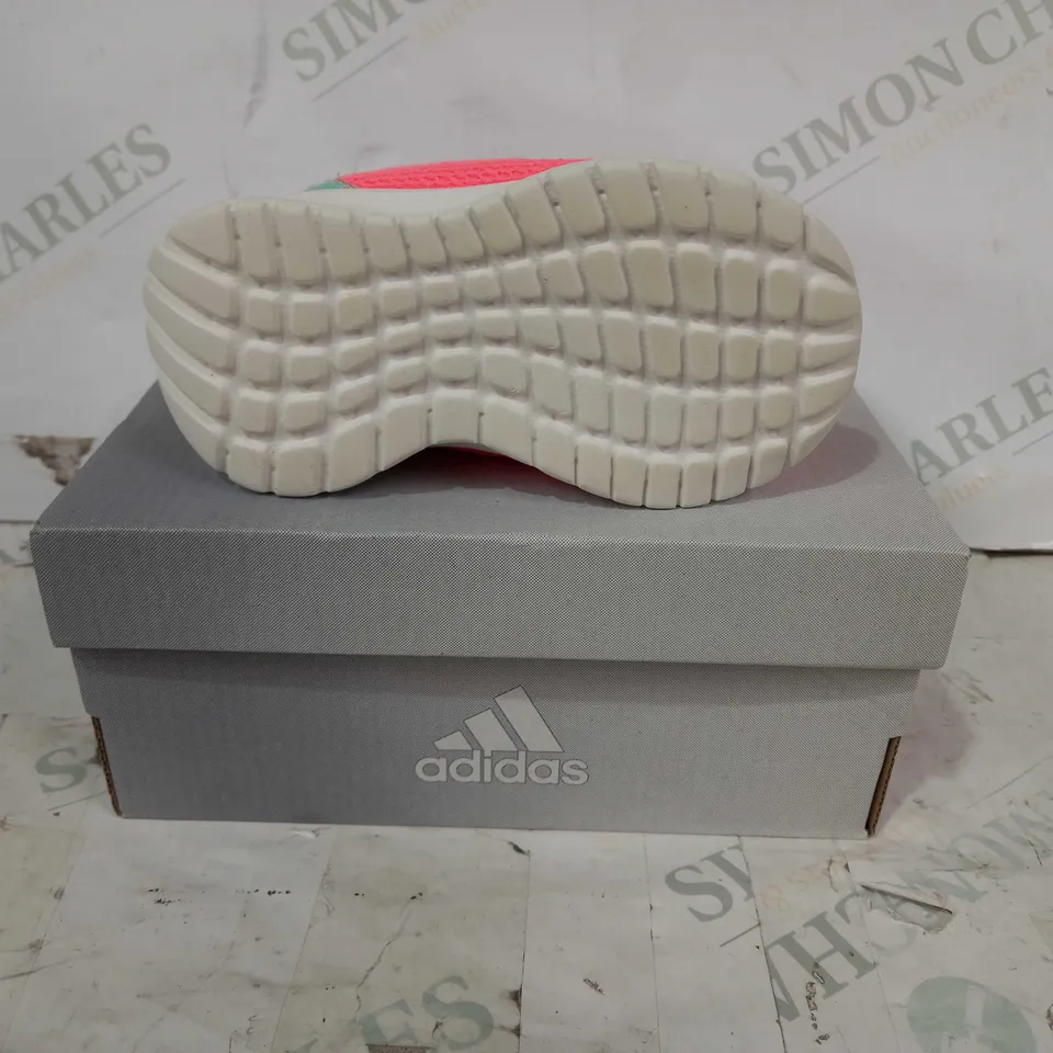 BOXED PAIR OF ADIDAS TENSAUR RUN 2.0 CF KIDS SHOES IN PINK UK SIZE 4K