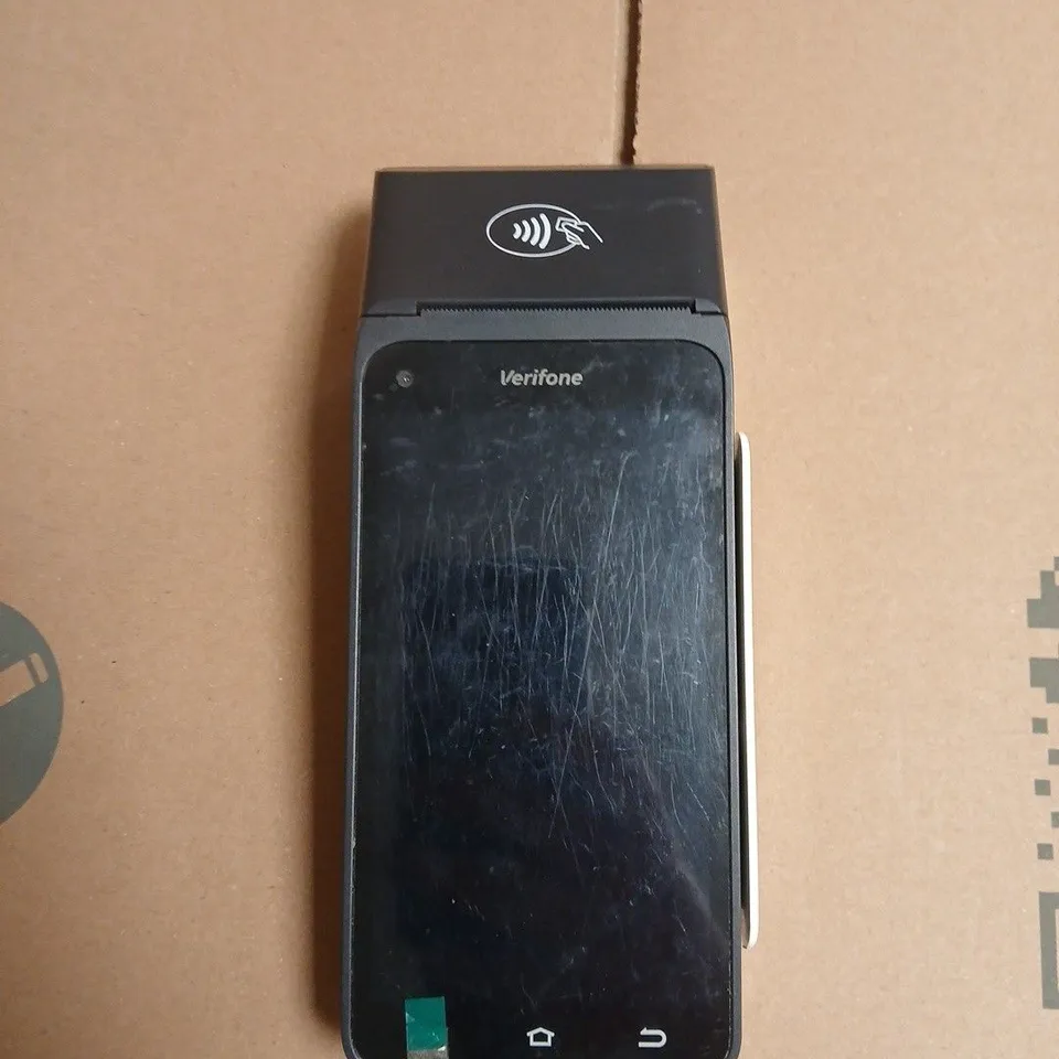 VERIFONE HANDHELD PAYMENT TERMINAL 