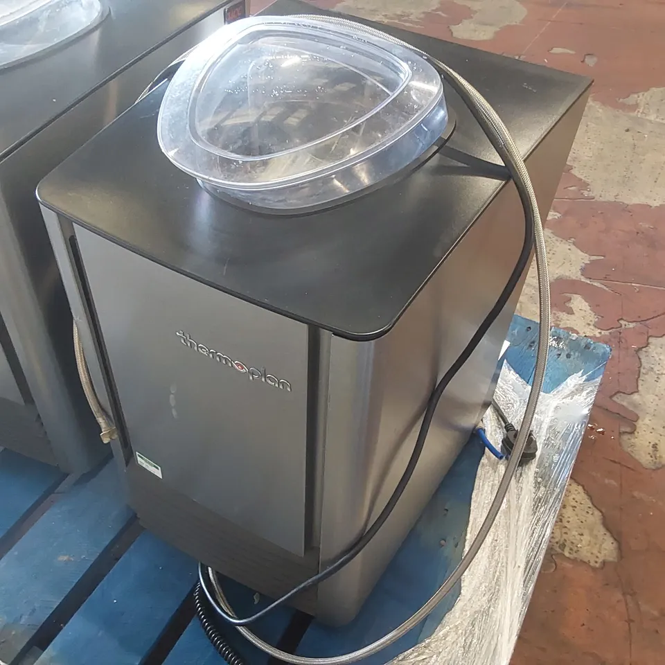 THERMOPLAN BLACK AND WHITE ONE- AUTOMATIC COFFEE MACHINE