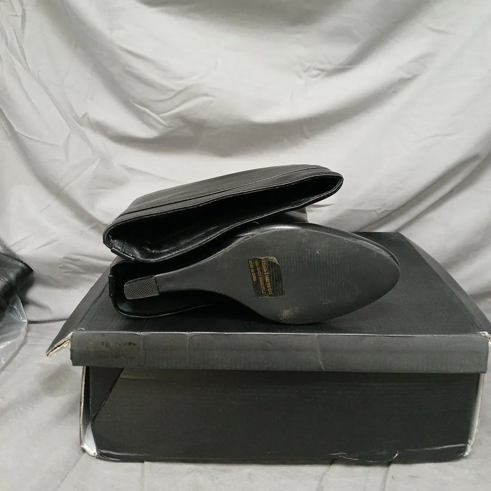 EGO I AM THE ONE KNEE HIGH BOOTS - BLACK - SIZE 7