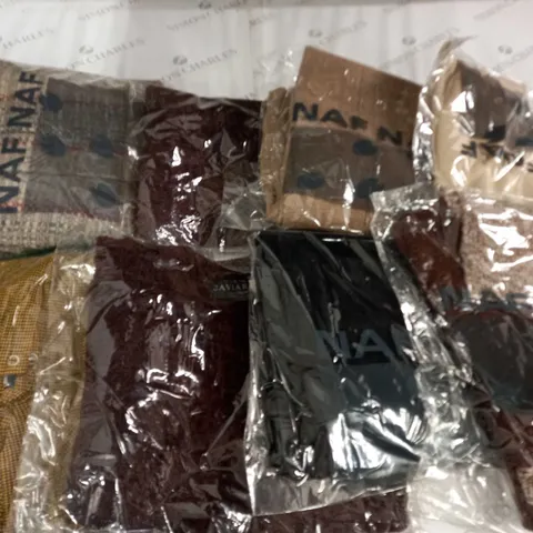 LOT OF APPROXIMATELY 25 ASSORTED BAGGED CLOTHING ITEMS - VARIOUS SIZES