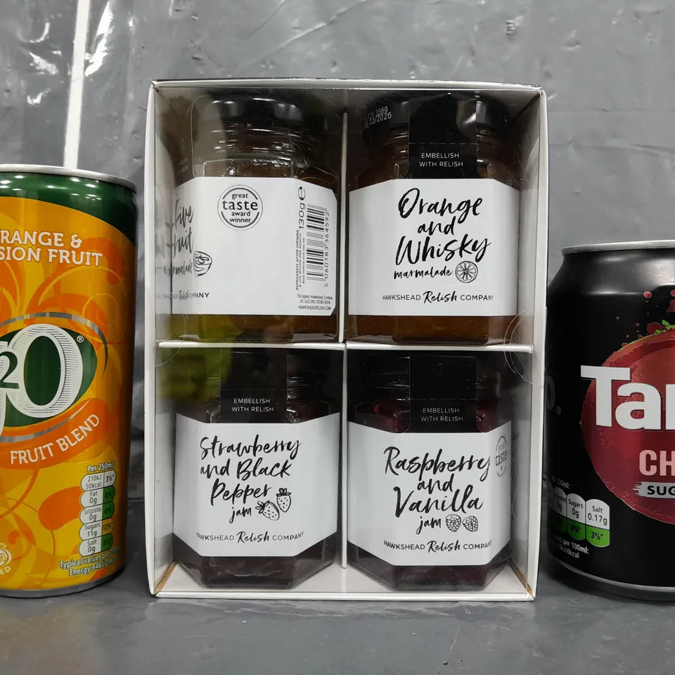 APPROXIMATELY 10 ASSORTED FOOD/DRINK PRODUCTS TO INCLUDE TANGO, J20, ETC