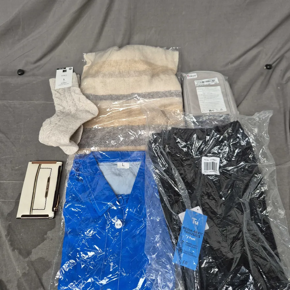 BOX OF APROXIMATELY 25 ASSORTED CLOTHING TO INCLUDE SHIRTS, SCRAFS, DRESSES,.