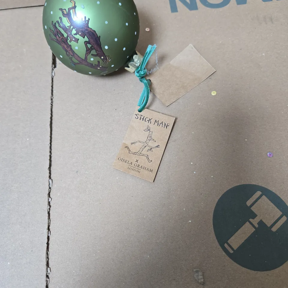 BOX OF 12 GISELA GRAHAM GREEN STICK MAN CHRISTMAS BAUBLES BOXED