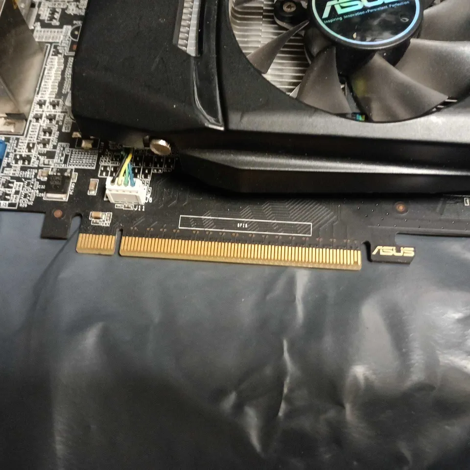 UNBOXED ASUS GTX650-DC-1GD5 GRAPHICS CARD