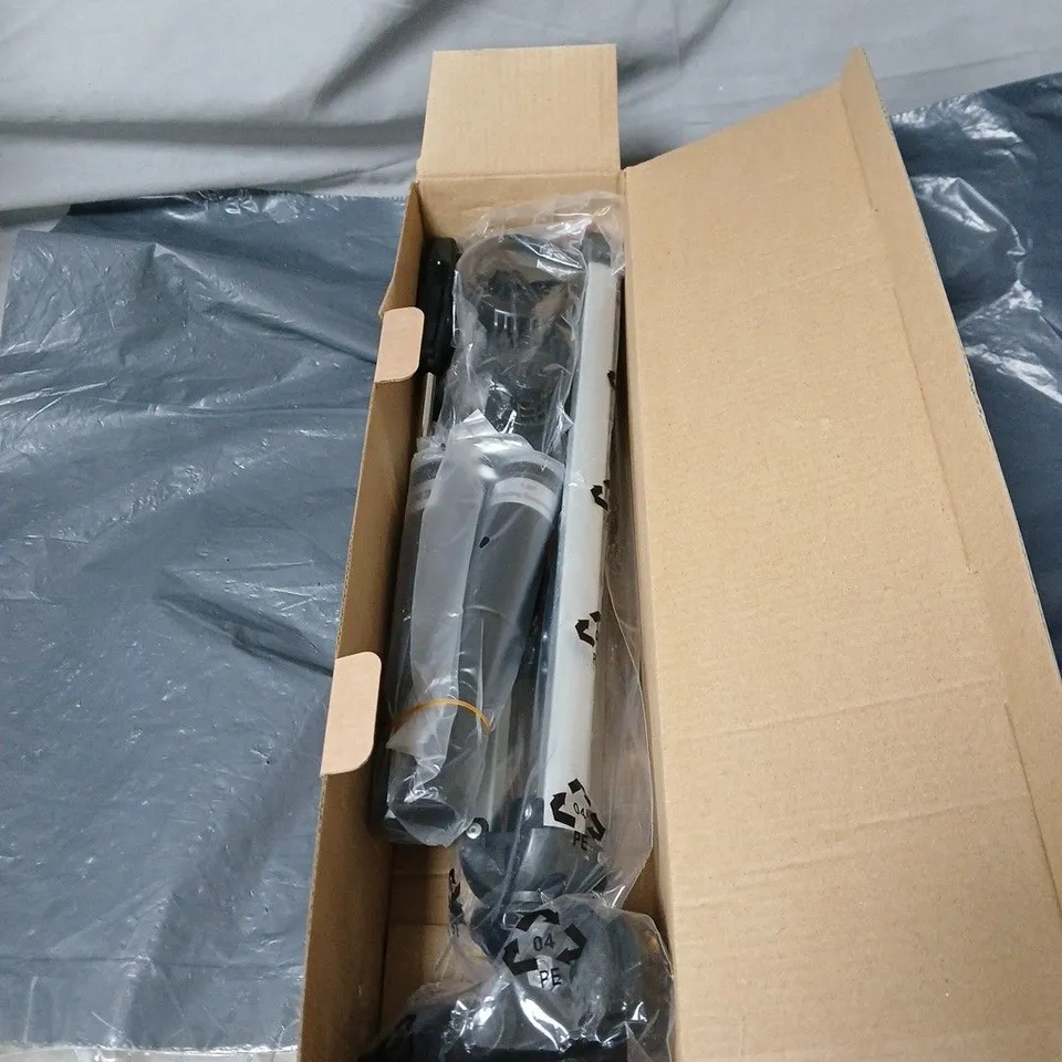 F30070M ASTRONOMICAL TELESCOPE WITH ACCESSORIES AND MANUAL BOXED