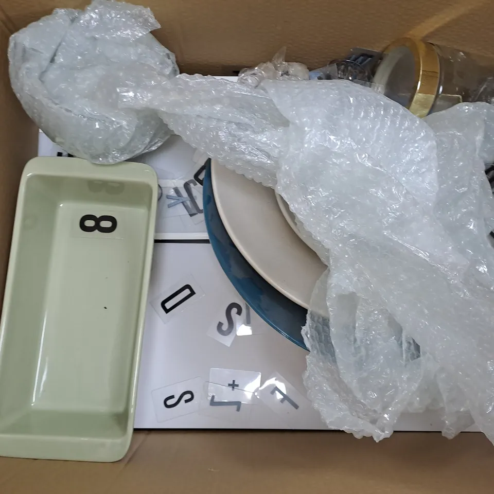 LARGE BOX OF ASSORTED HOUSEHOLD ITEMS TOO INCLUDE SHELFS , PLATES AND DECORATIVE LIGHTING - COLLECTION ONLY        