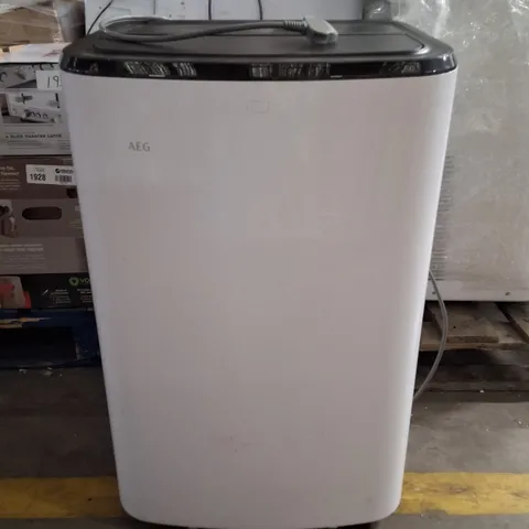 AEG Portable Air Conditioner – AXP26U559HW (Model on label) 220-240V