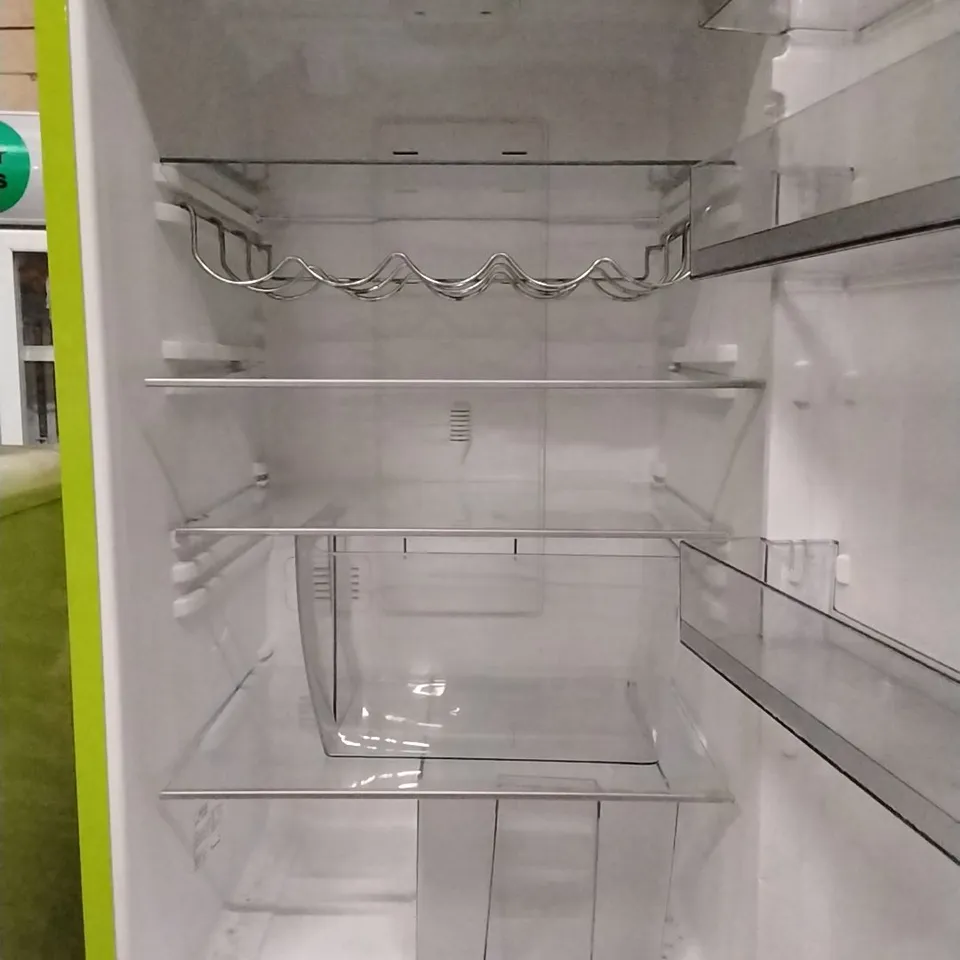 SERVIS C60185NFPT RETRO RIGHT HAND HINGE FREESTANDING FRIDGE FREEZER GREEN
77416739/1/C60185NFPT