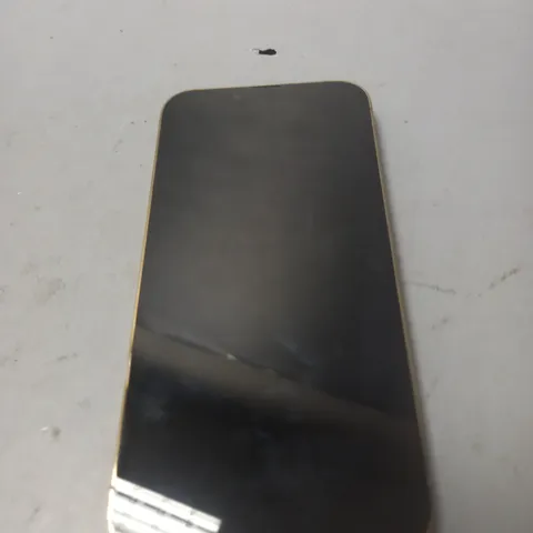 IPHONE 13 PRO - DOES NOT POWER ON 