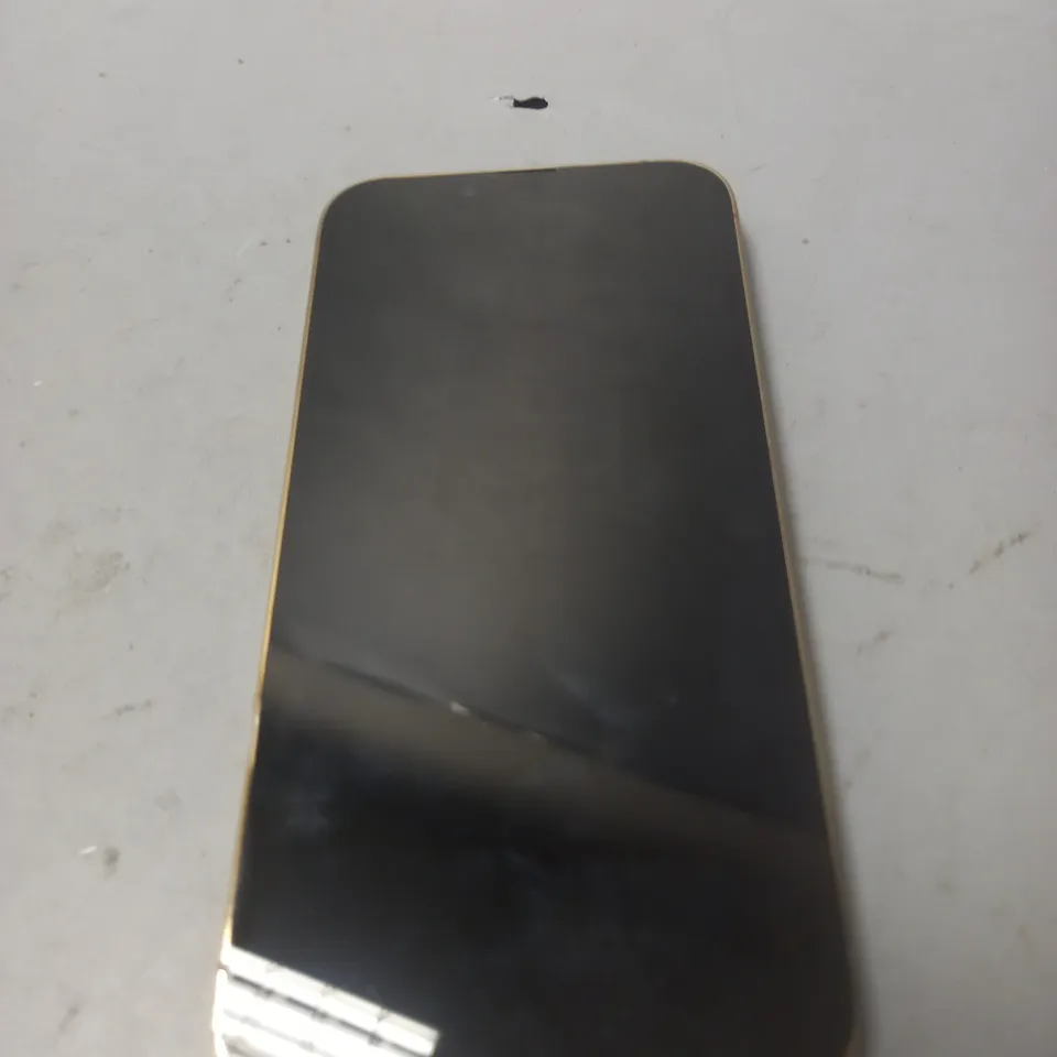 IPHONE 13 PRO - DOES NOT POWER ON 