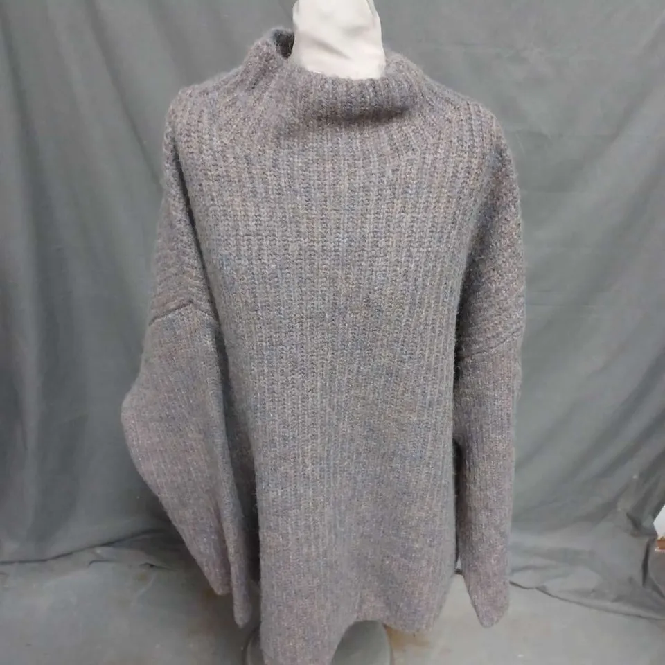 FREE PEOPLE KNIT SWEATER IN SAND COMBO SIZE XL