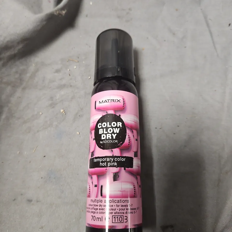 BOX OF APPROXIMATELY 24 MATRIX COLOR BLOW DRY TEMPORARY COLOR – HOT PINK (70 ML) 