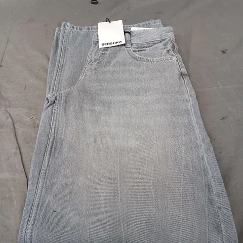 BERSHKA WIDE LEG JEANS - SIZE 4