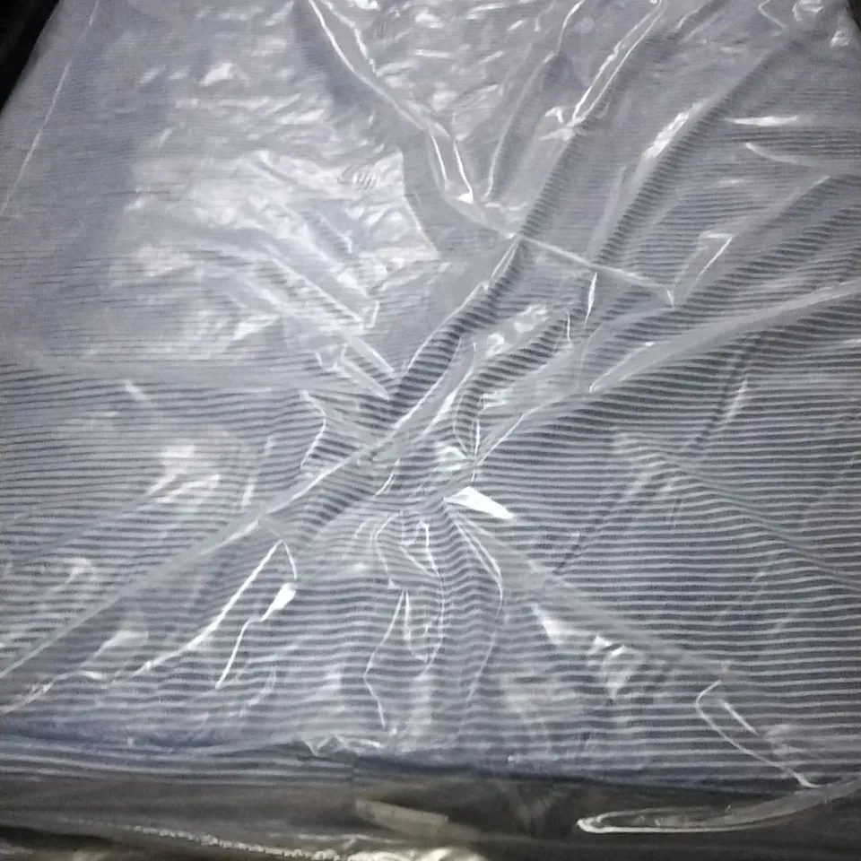 BAGGED QUALITY SPRING QUILTED MATTRESS SIZE SMALL DOUBLE 