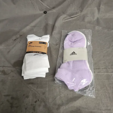 LOT OF 2 ASSORTED 3PACK SOCKS TO INCLUDE - NIKE EVERYDAY ESSENTIAL IN WHITE SIZE 5-8 - ADIDAS CUSHIONED LOW IN MULTI SIZE 6.5-8