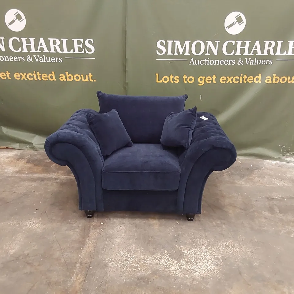 QUALITY DESIGNER WINDSOR ARMCHAIR - NAVY