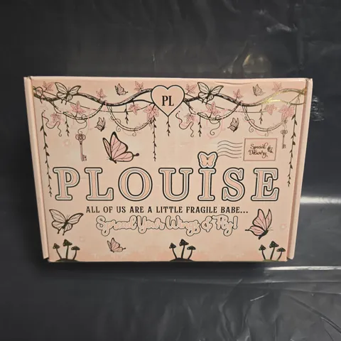 SEALED PLOUISE SPREAD YOUR WINGS & FLY SET