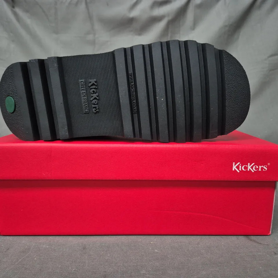 BOXED PAIR OF KICKERS SHOES IN BLACK EU SIZE 41