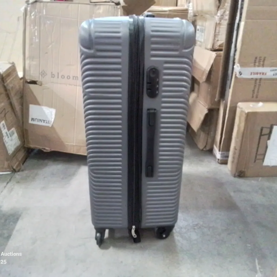 BOXED NEO SILVER HARD SHELL LUGGAGE SUITCASE