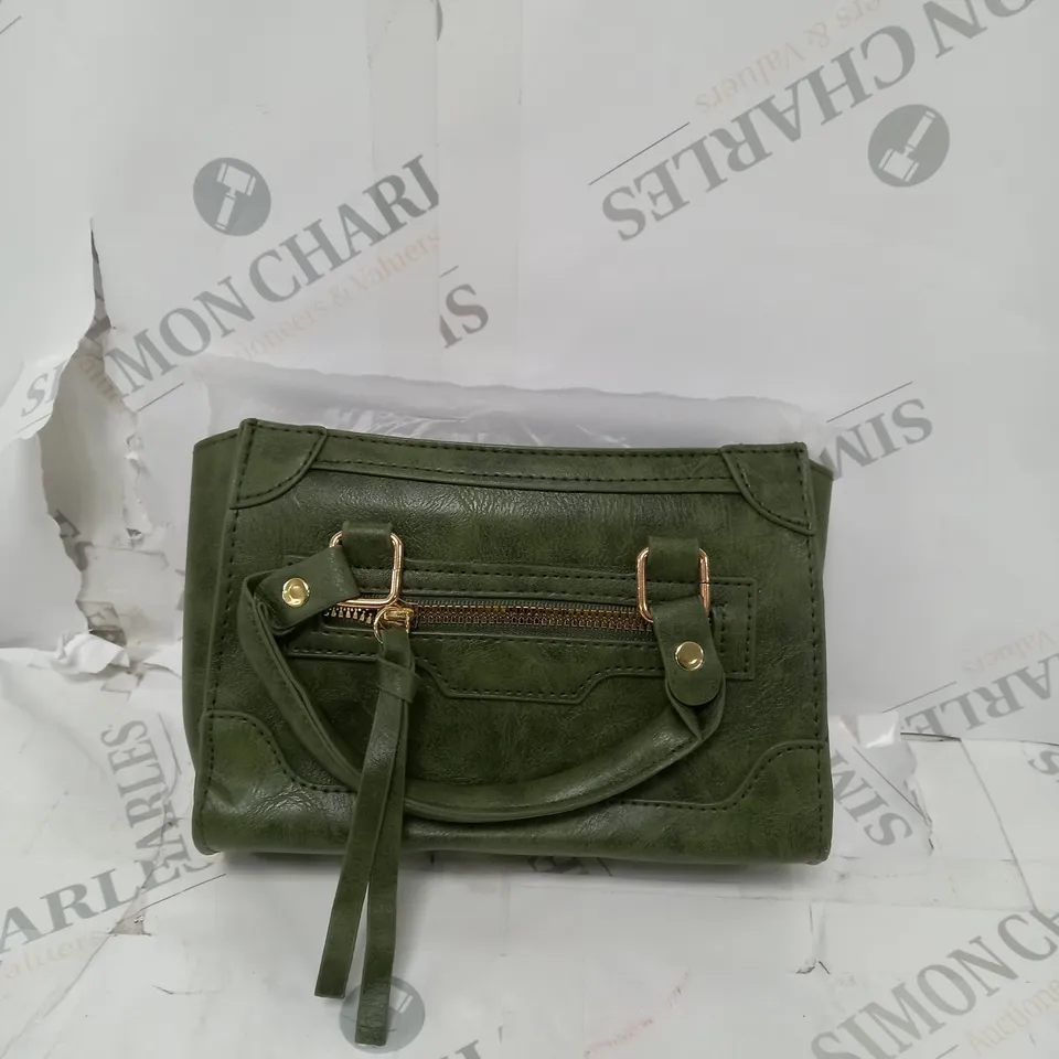 UNBRANDED CLUTCH BAG - GREEN