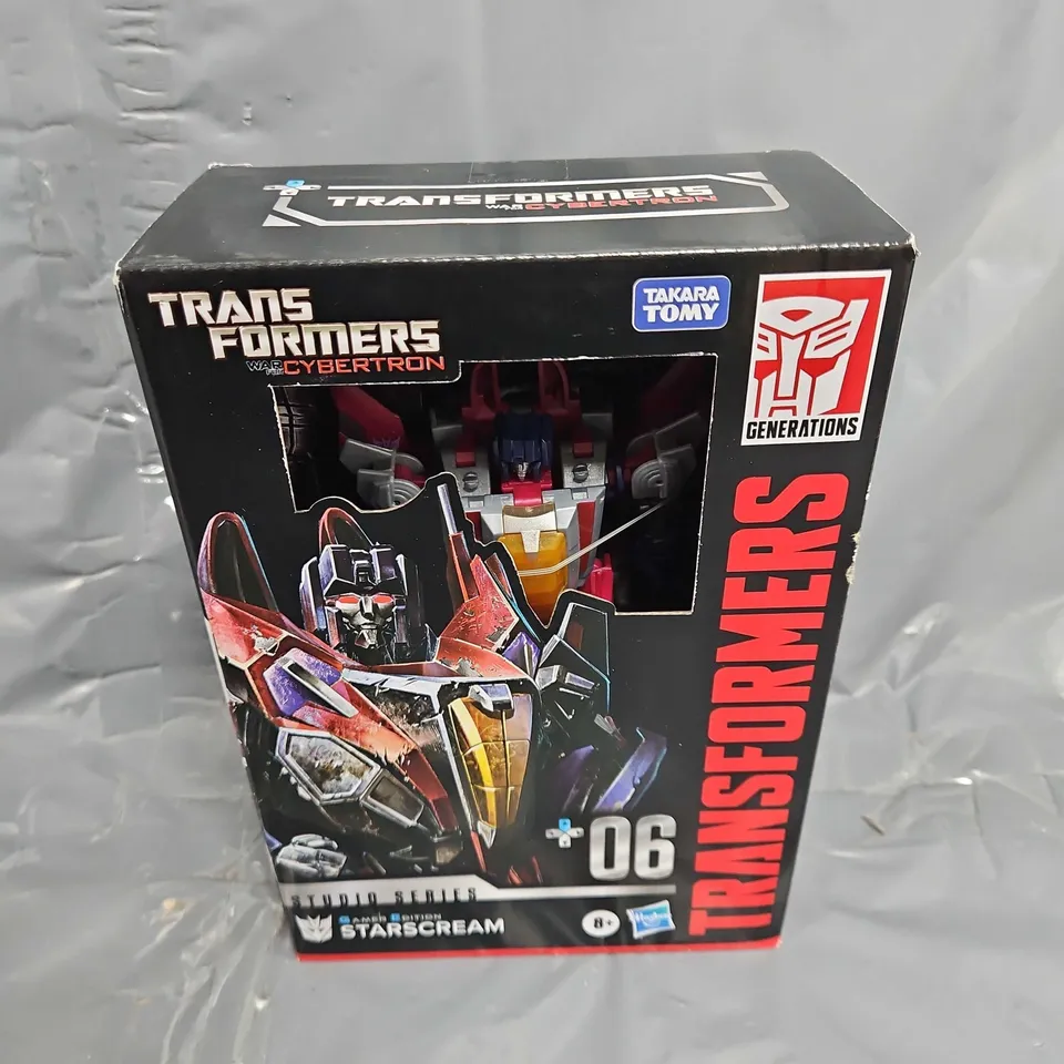 BOXED TRANSFORMERS CYBERTON 06 SET