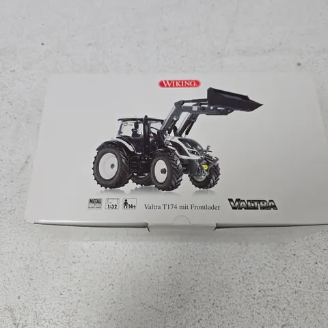WIKING VALTRA TT74 WITH FRONT LOADER – 1:32 DIE-CAST TRACTOR MODEL (BOXED)