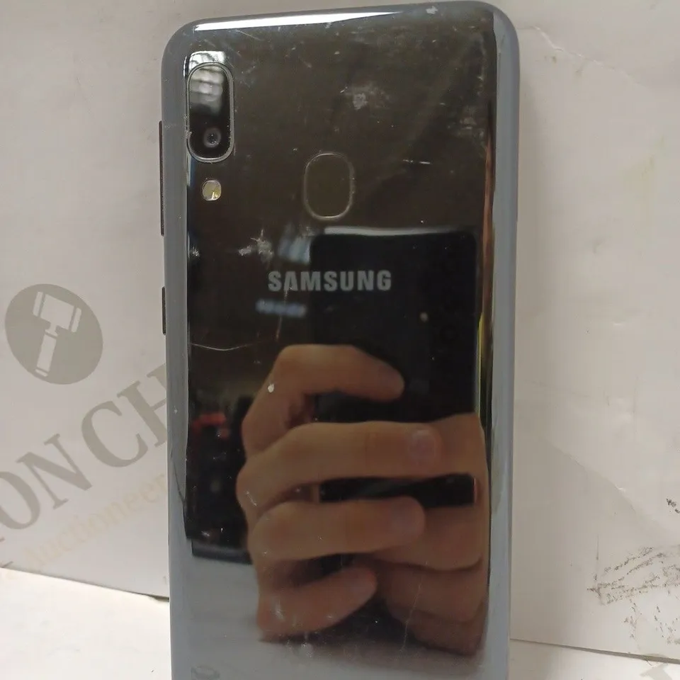 SAMSUNG GALAXY A20E MOBILE PHONE IN BLACK CHROME