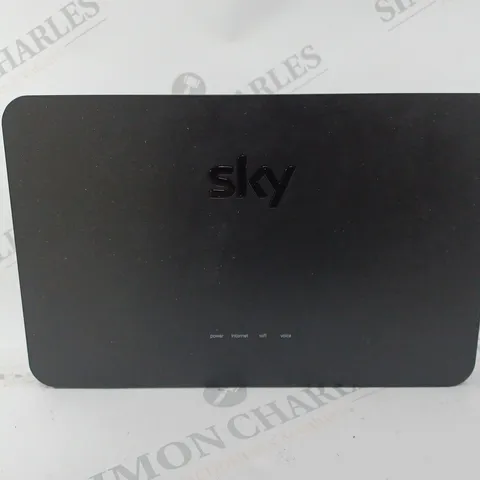 BOXED SKY SR 203 ROUTER WIFI SKY Q DUEL