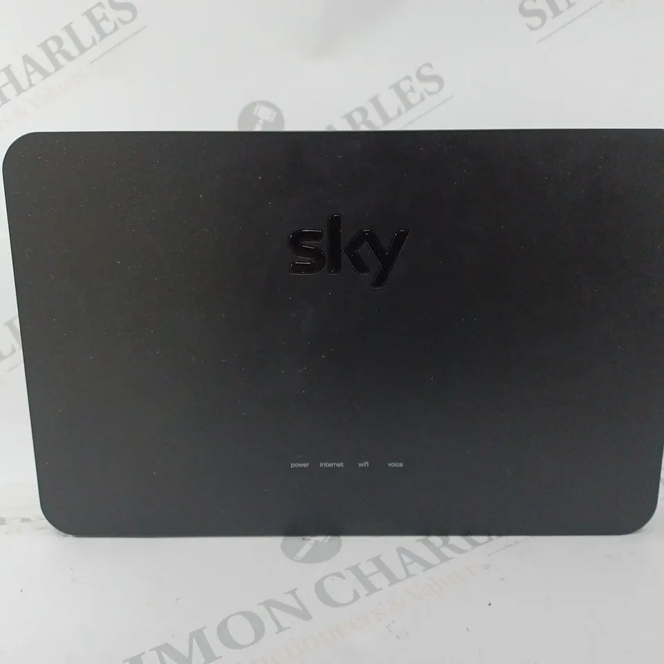 BOXED SKY SR 203 ROUTER WIFI SKY Q DUEL 