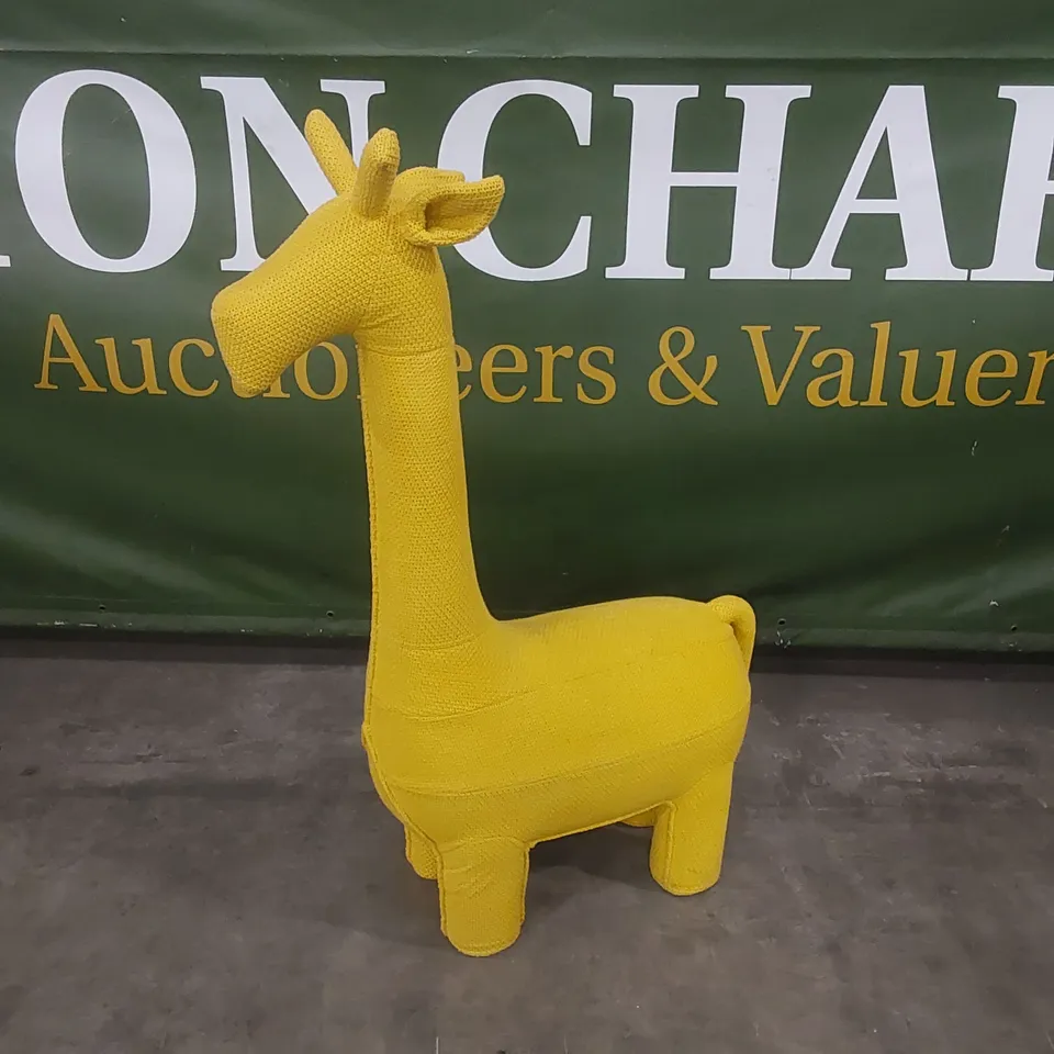 PREMIER KNITTED LARGE KIDS PLAY OR DECORATIVE DISPLAY GIRAFFE 