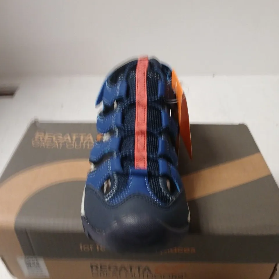 BOXED PAIR OF REGATTA WESTSHORE IV JNR KIDS' SANDALS – AVIATOR BLUE/PEACH PINK, UK 6