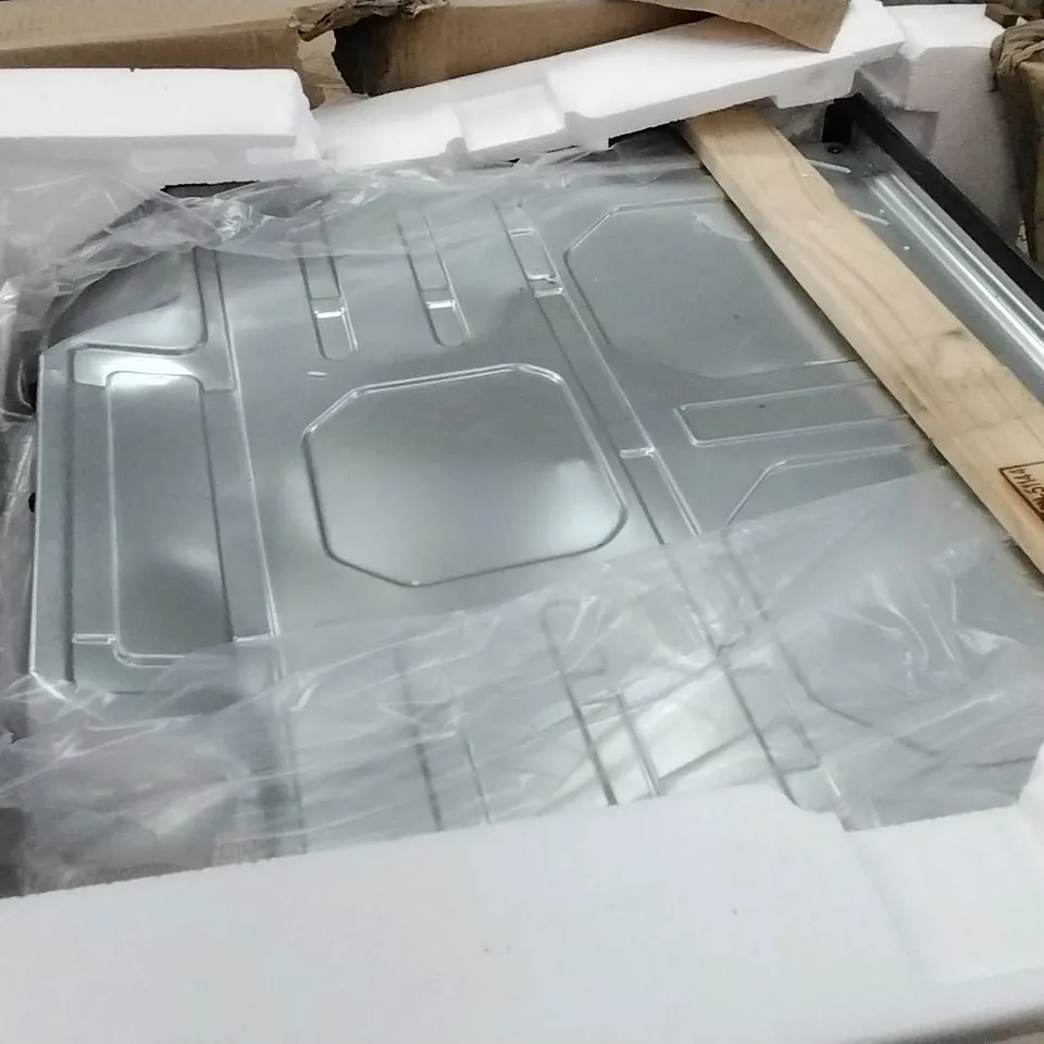 BOXED PYROLYTIC OVEN GHPY71