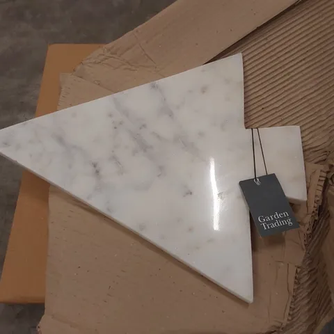 BOXED MARBLE CHOPPING BOARD