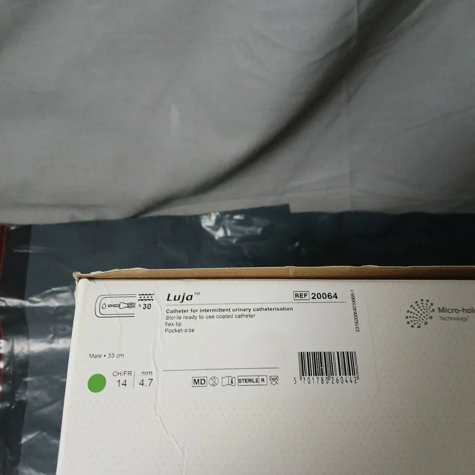 COLOPLAST LUJA INTERMITTENT URINARY CATHETER – MALE 33 CM, 14 CH (4.7 MM), PACK OF 30 – STERILE