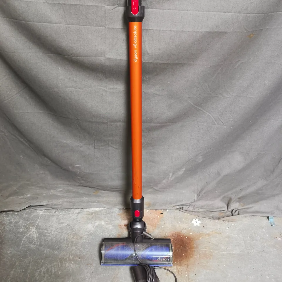 DYSON V8 ABSOLUTE CORDLESS VACUUM CLEANER WAND AND CHARGER ONLY