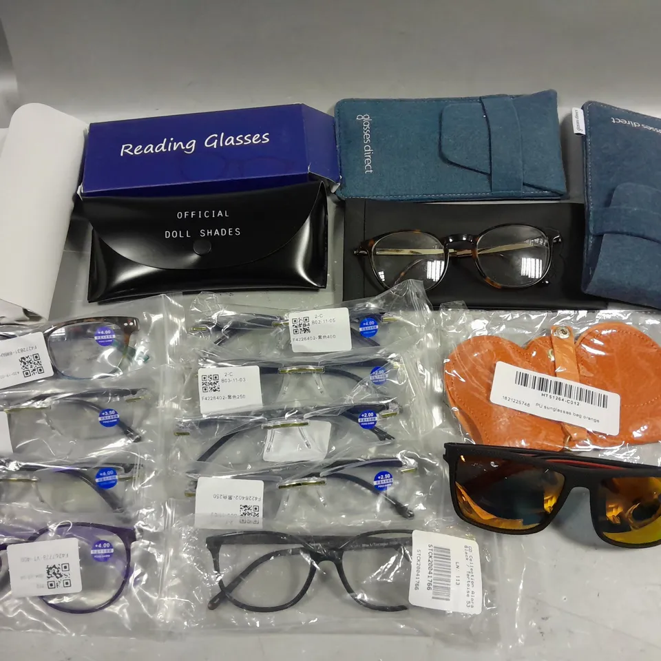 LOT OF ASSORTED GLASSES TO INCLUDE VARIOUS READING GLASSES