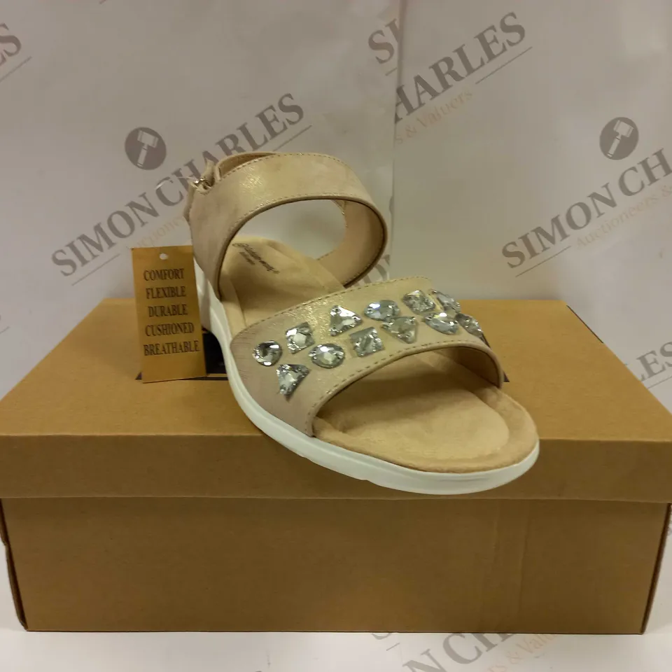 BOXED PAIR OF CUSHION WALK JEWELLED SANDALS IN GOLD - SIZE 6