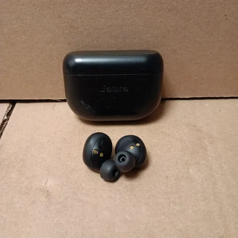 JABRA EARPHONES IN BLACK CHARGE CASE UNBOXED MODEL UNSPECIFIED.