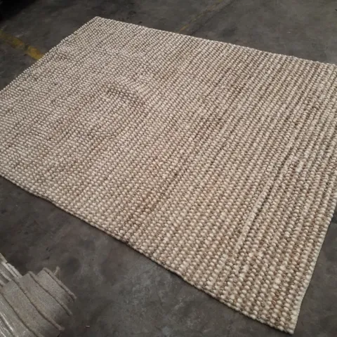 QUALITY DESIGNER AREA RUG - APPROXIMATELY 160×220CM