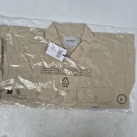 CARHARTT SHORT SLEEVE CRAFT SHIRT IN SAND SIZE LARGE