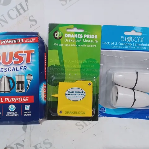 APPROXIMATELY 10 ASSORTED HOUSEHOLD ITEMS TO INCLUDE OUST DESCALER, DRAKELOCK MEASURE, PACK OF 2 CORDGRIP LAMPHOLDERS, ETC