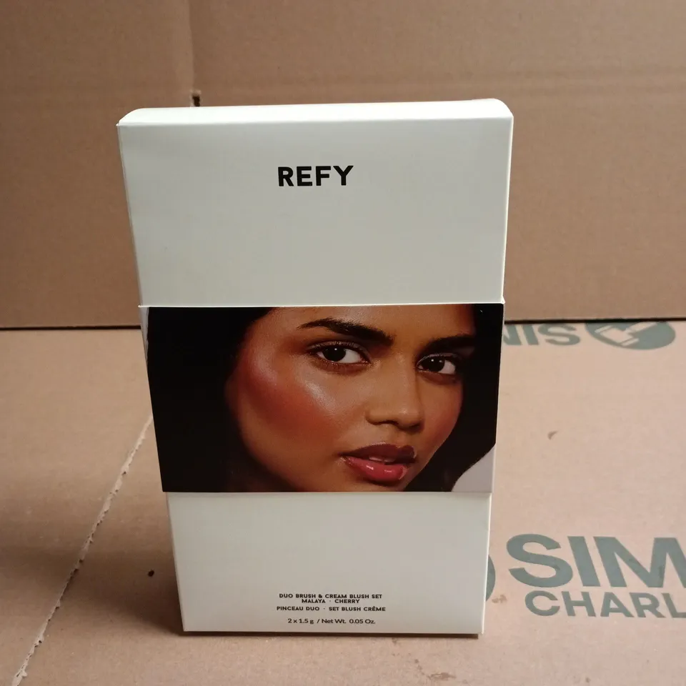 REFY DUO BRUSH & CREAM BLUSH SET
