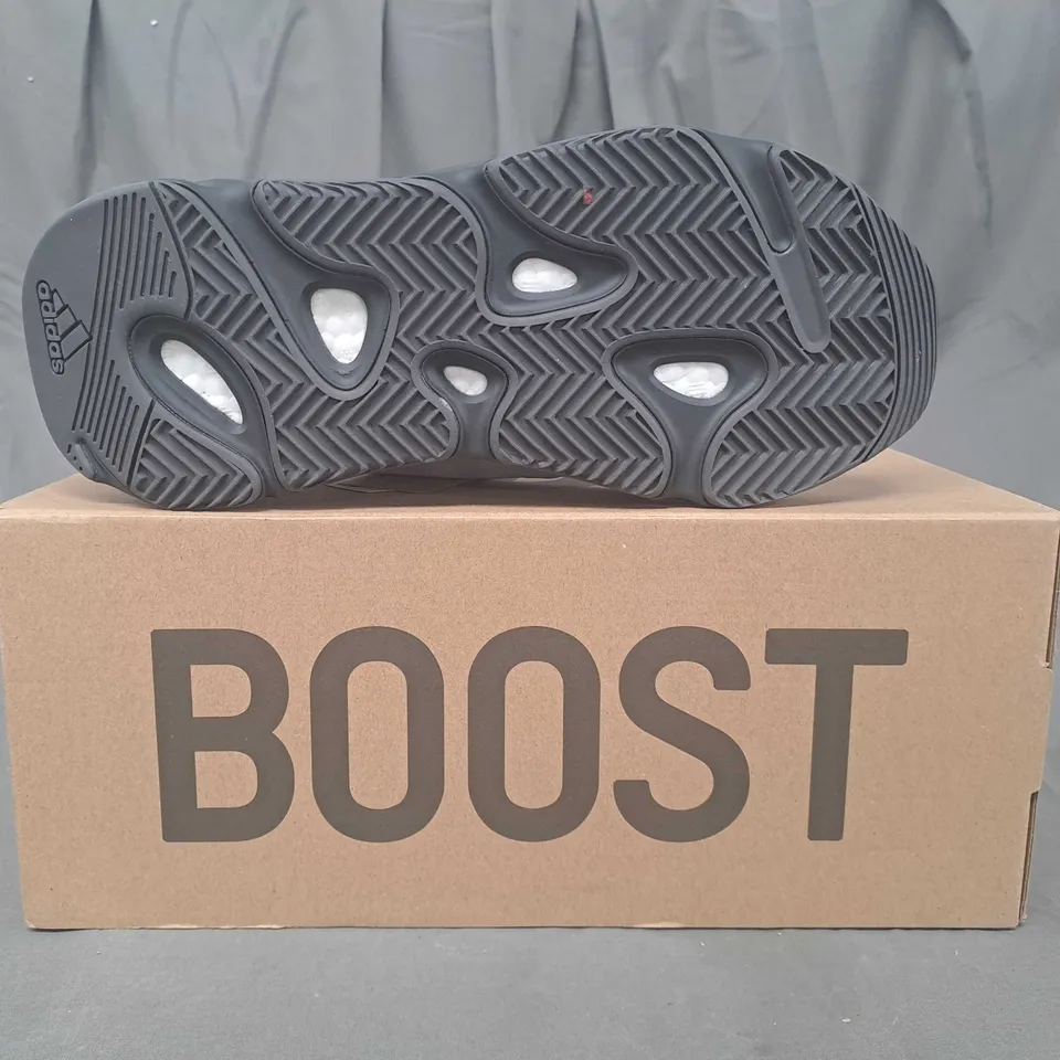 BOXED PAIR OF YEEZY 700 MNVN SHOES IN SKY BLUE UK SIZE 9