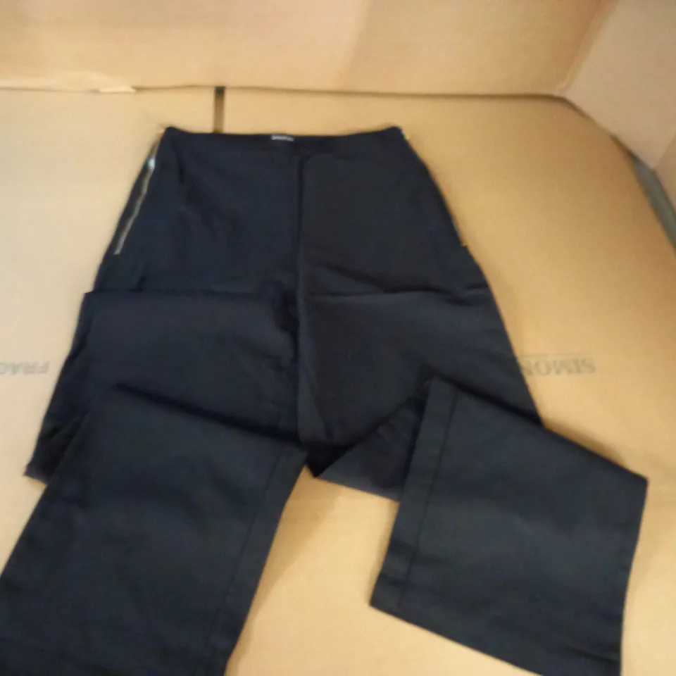 BRAND NEW KINTSUGI WOMENS BLACKK PETITE TROUSERS WITH SIDE ZIP - 12